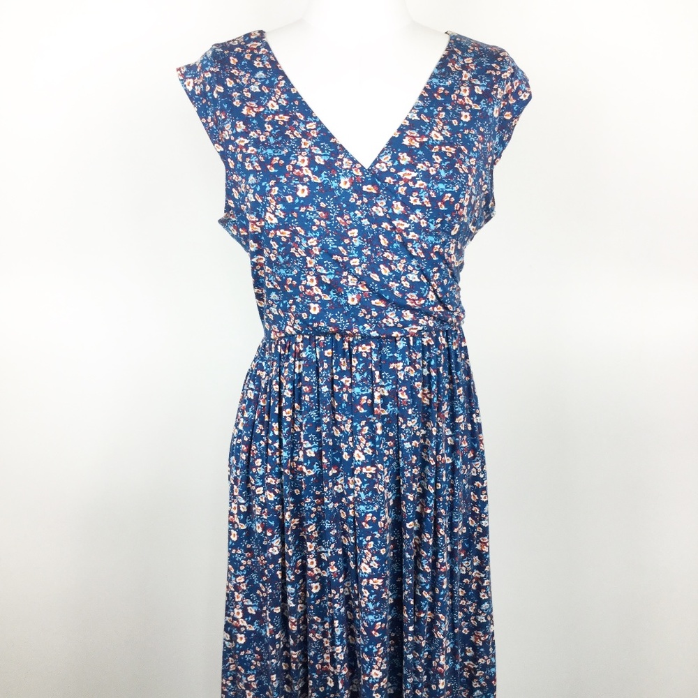 ModCloth Blue Floral V-Neck A-Line Dress sz. M